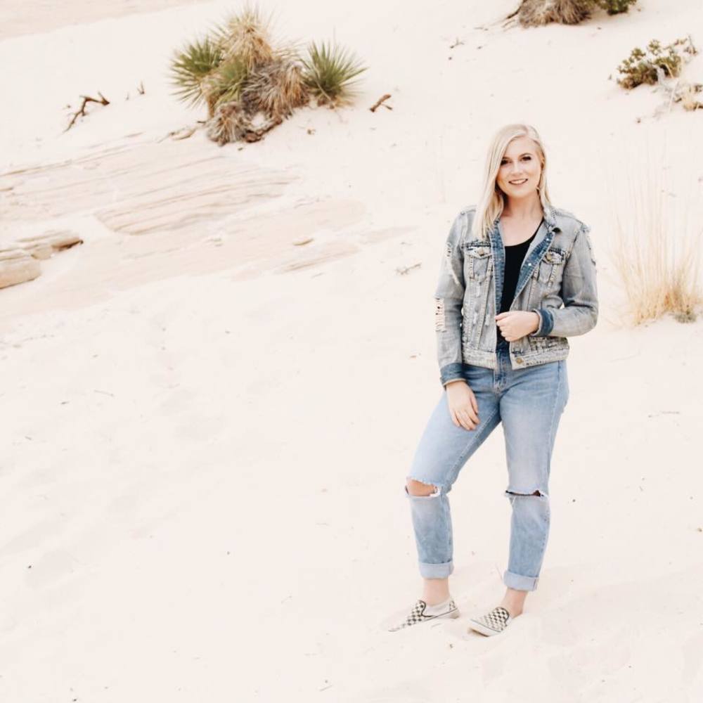 Meet your Posher, Abbi